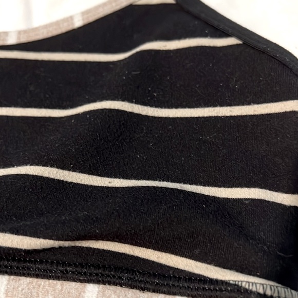 Adidas sport leggings and Lululemon sports bra combo - Picture 9 of 11